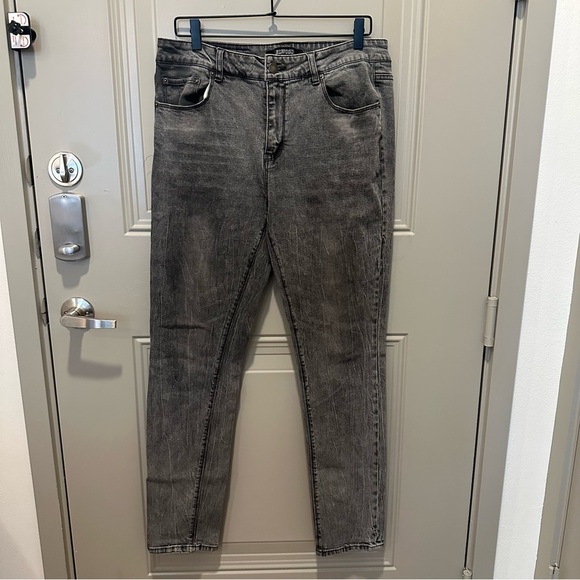 Elwood Women’s Jeans Grey Denim Straight Leg Size 34 - Picture 1 of 9